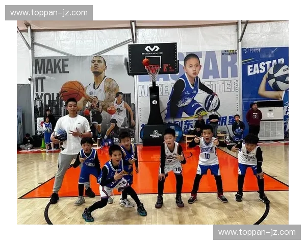 探讨篮球运动中身体对抗与技术配合的完美结合对比赛结果的影响