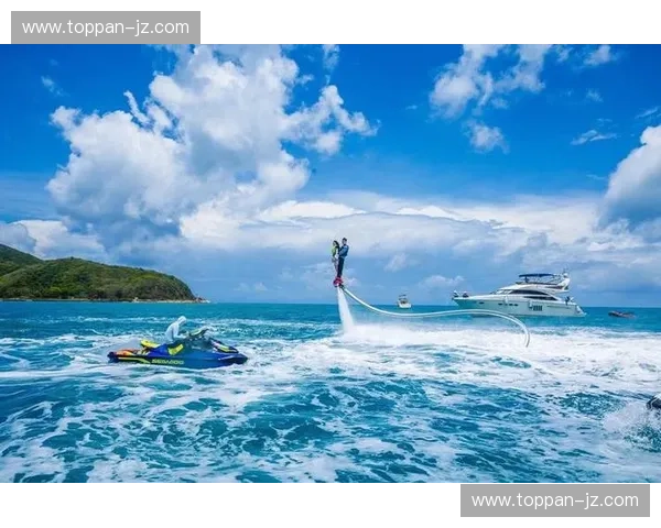 水上摩托激情驰骋探索速度与极限运动的乐趣体验